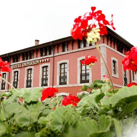 Imperion Hotel Onís Eksteriør billede