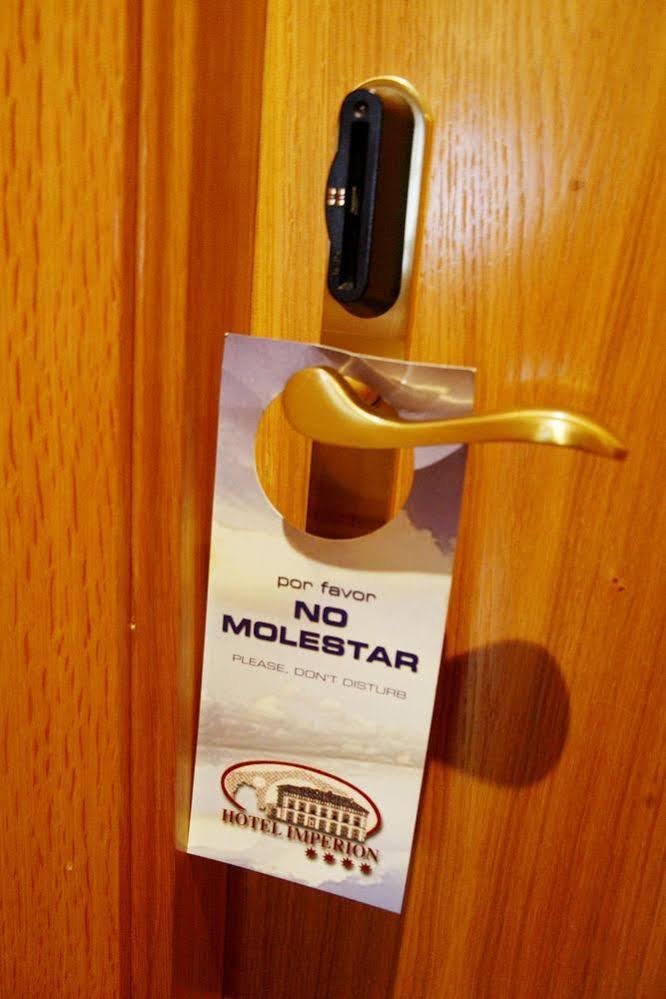 Imperion Hotel Onís Eksteriør billede
